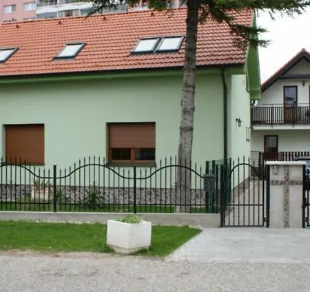 Vila Ria-2